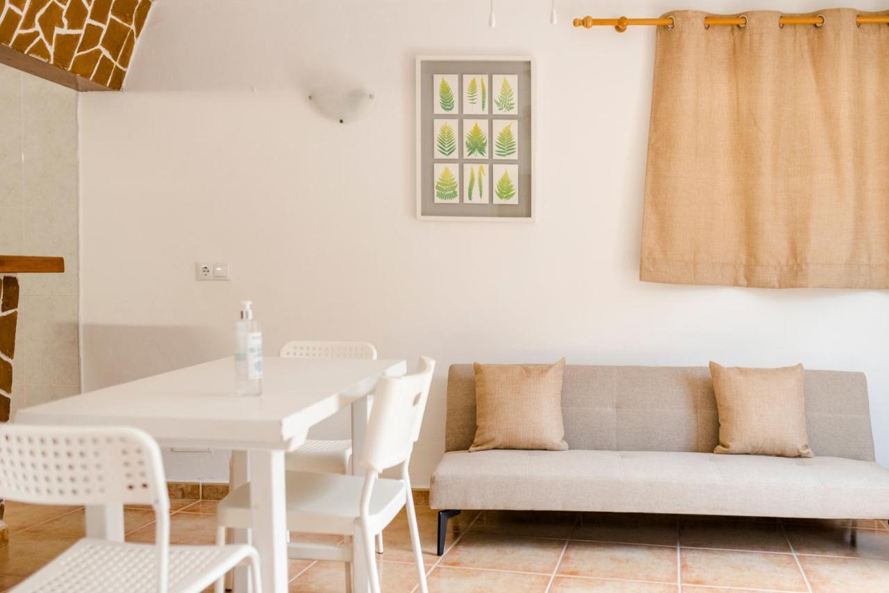 Apartamentos Mayans Sant Ferran de Ses Roques Εξωτερικό φωτογραφία